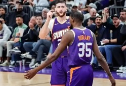 ayx·爱游戏电竞体育-太阳关键时刻失误不断，球队憾负对手，发现历史大小方法.的简单介绍-ayx·爱游戏电竞体育